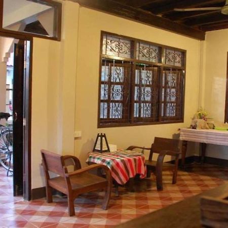 The Outside Inn Ubon Ratchathani Dış mekan fotoğraf