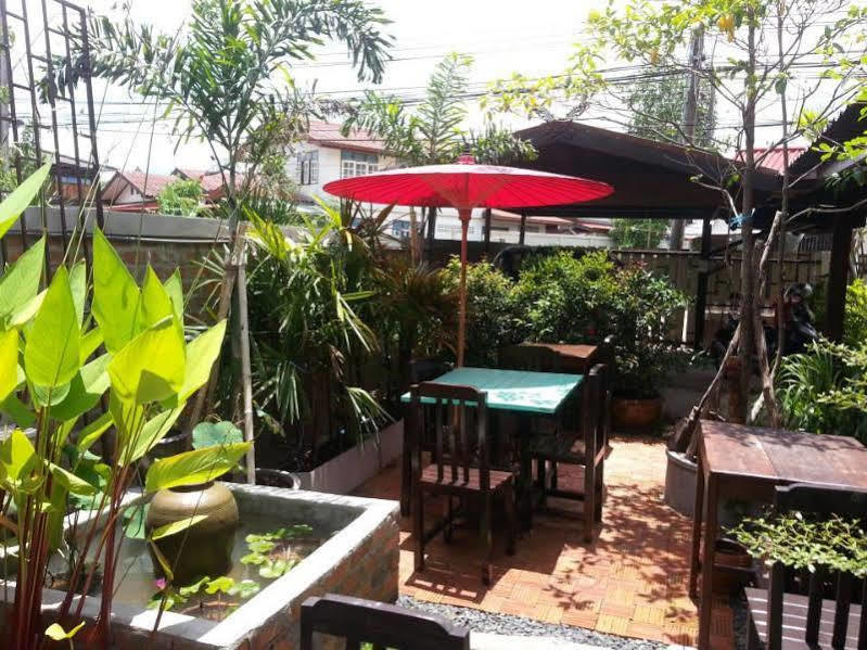 The Outside Inn Ubon Ratchathani Dış mekan fotoğraf